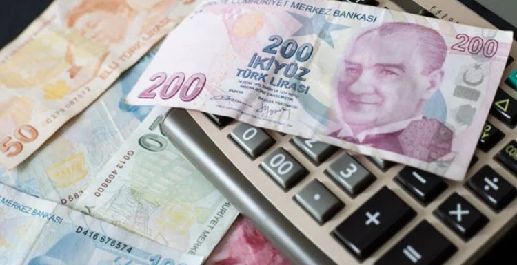 Meclis çalışmaları 28 Şubat’a kadar ertelendi! EYT ne zaman yasalaşır? Ekonomist Muhammet Bayram cevapladı